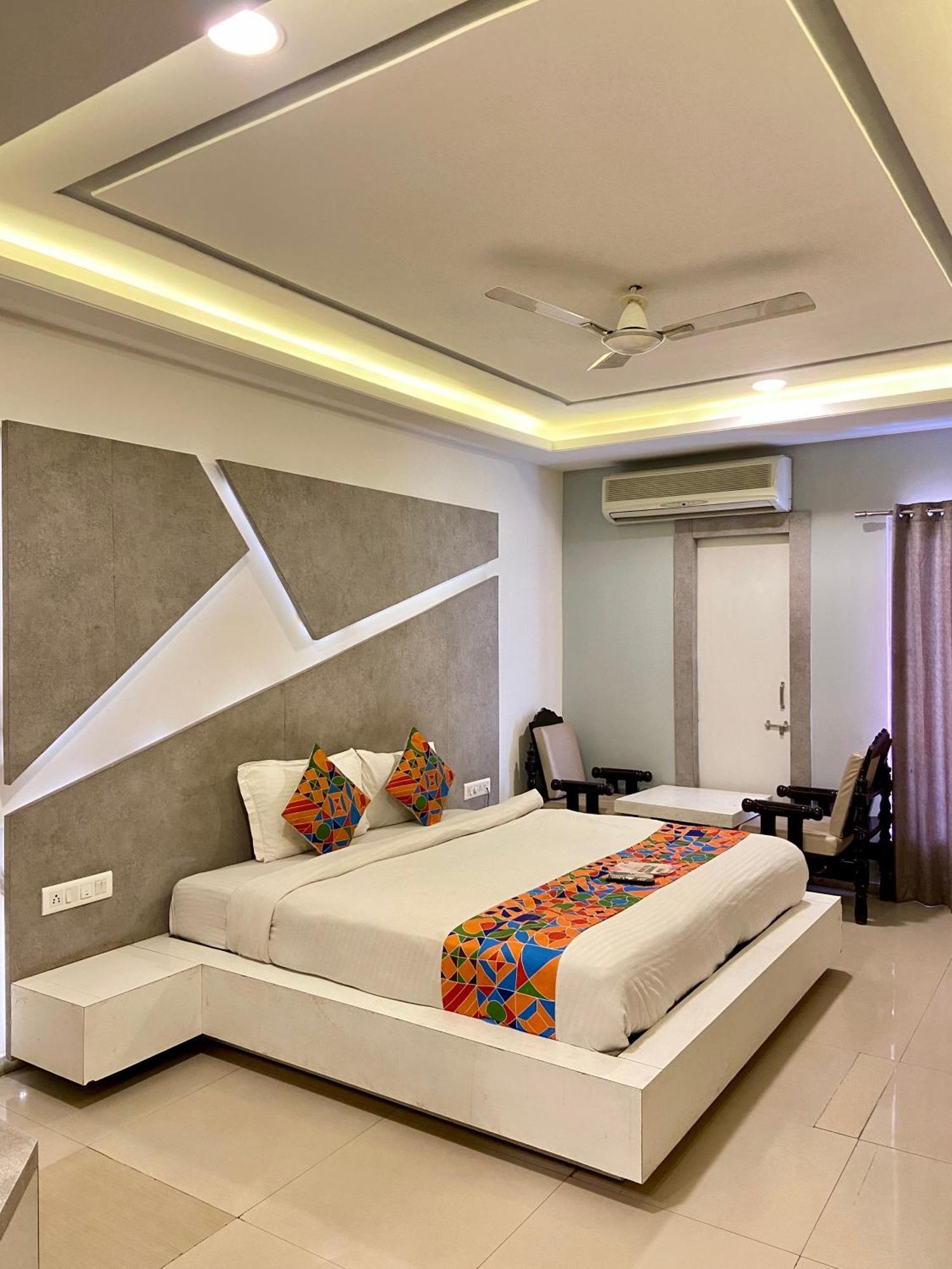 Hotel Damanis Udaipur Eksteriør billede