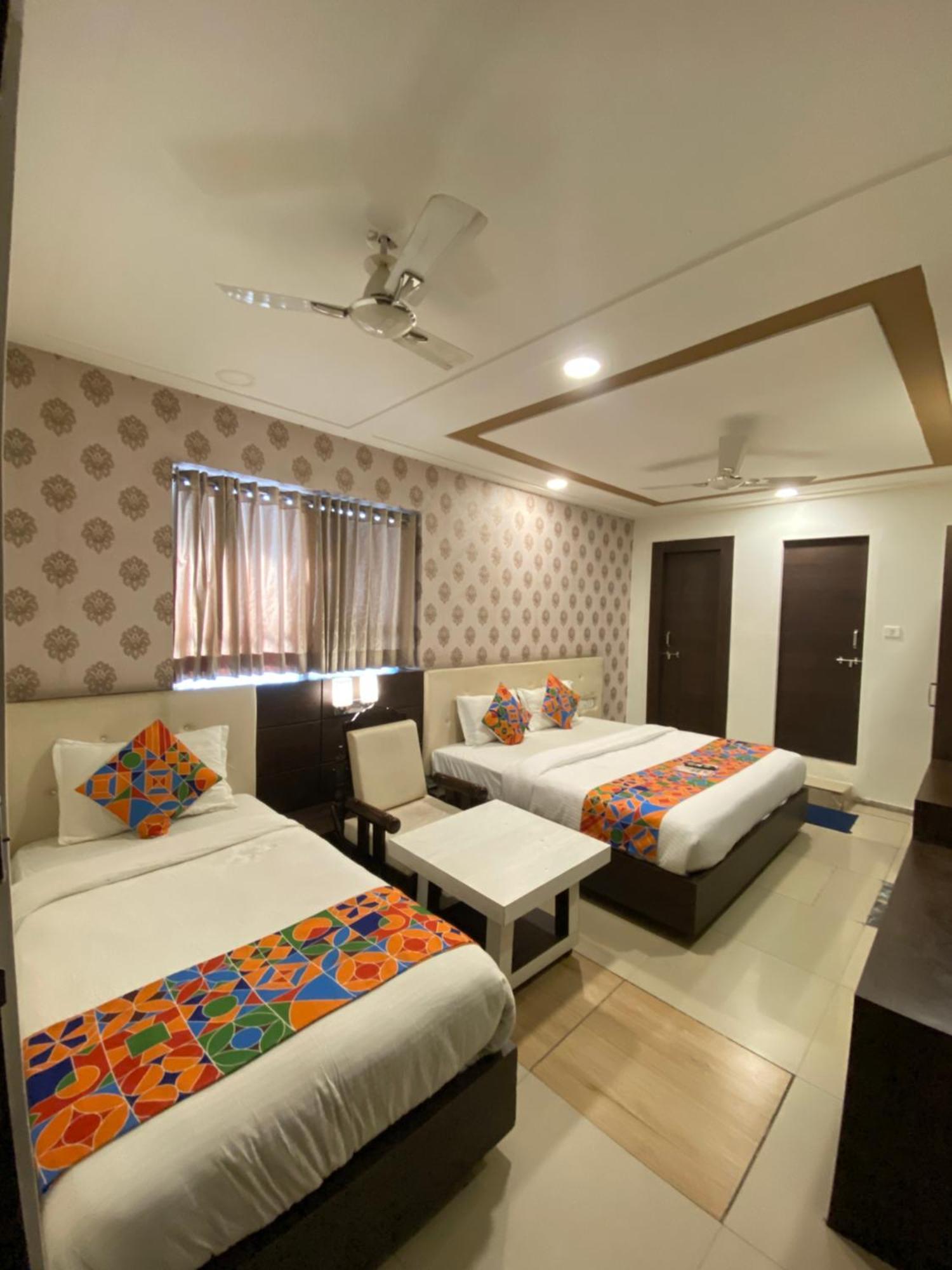 Hotel Damanis Udaipur Eksteriør billede